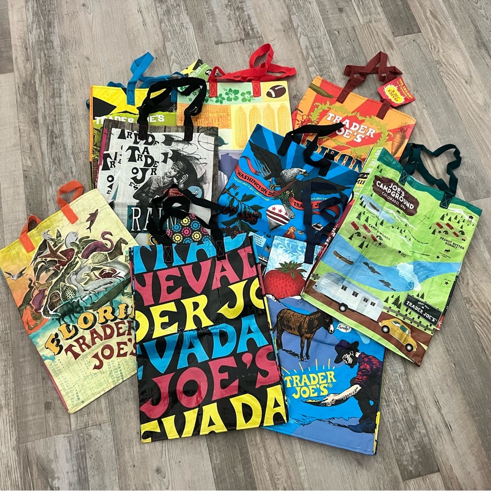 TRADER JOES Collectible US State bags Lot